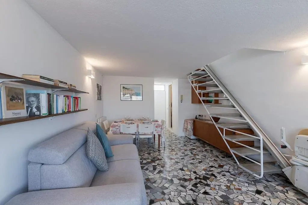 Duca D'Aosta - Il Soffio Del Mare Apartment Viareggio