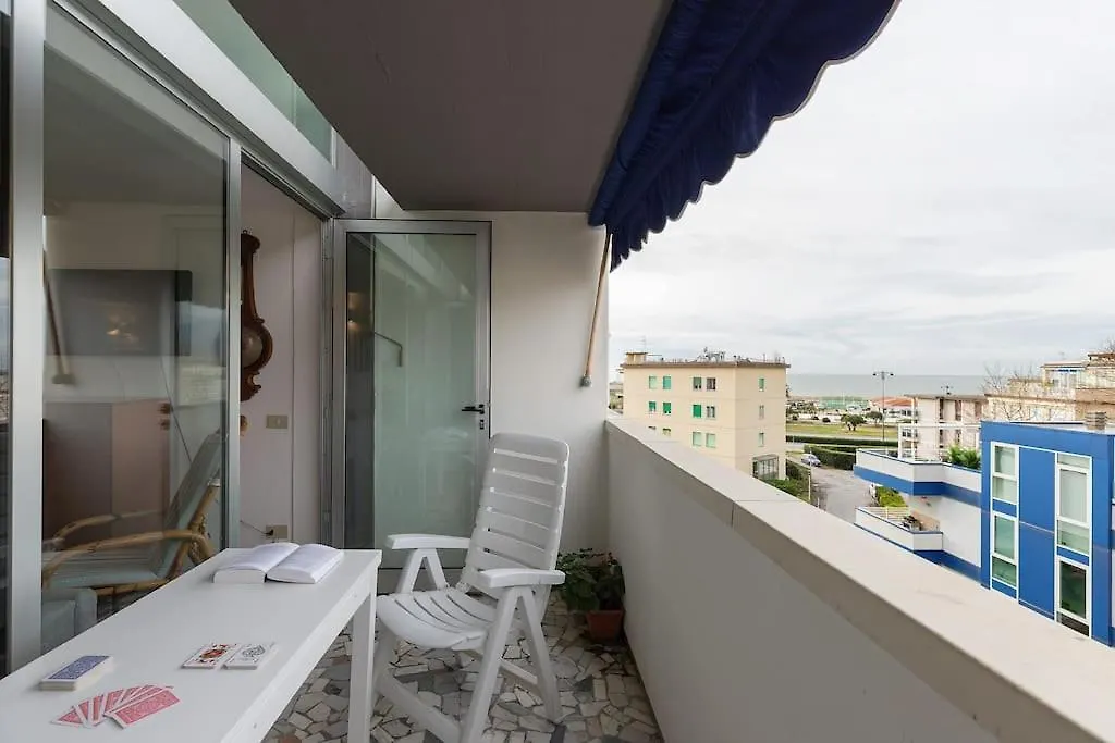 Duca D'Aosta - Il Soffio Del Mare Apartment Viareggio