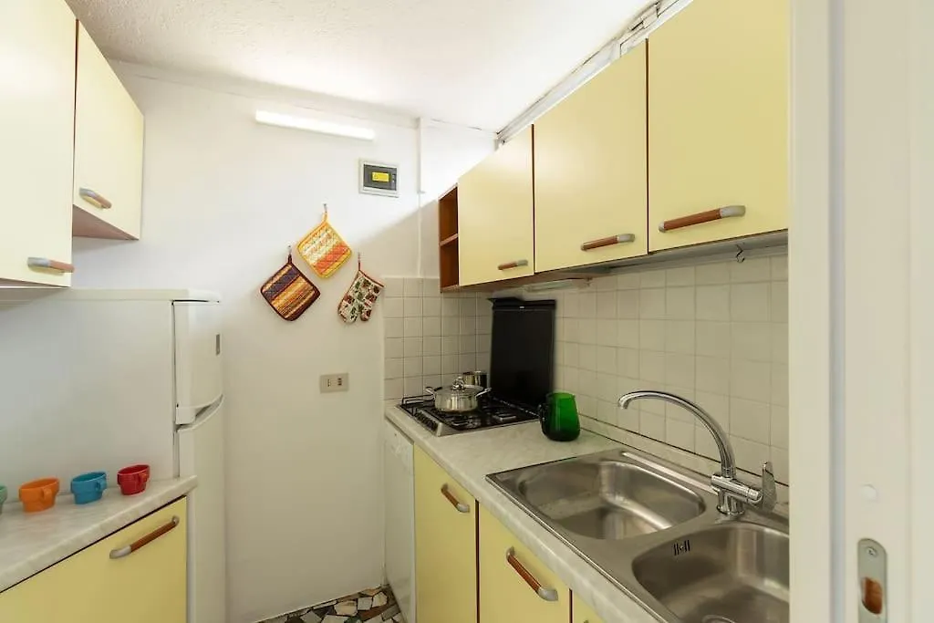 Duca D'Aosta - Il Soffio Del Mare Apartment Viareggio Italy
