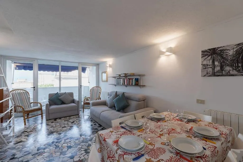 Duca D'Aosta - Il Soffio Del Mare Apartment Viareggio Italy